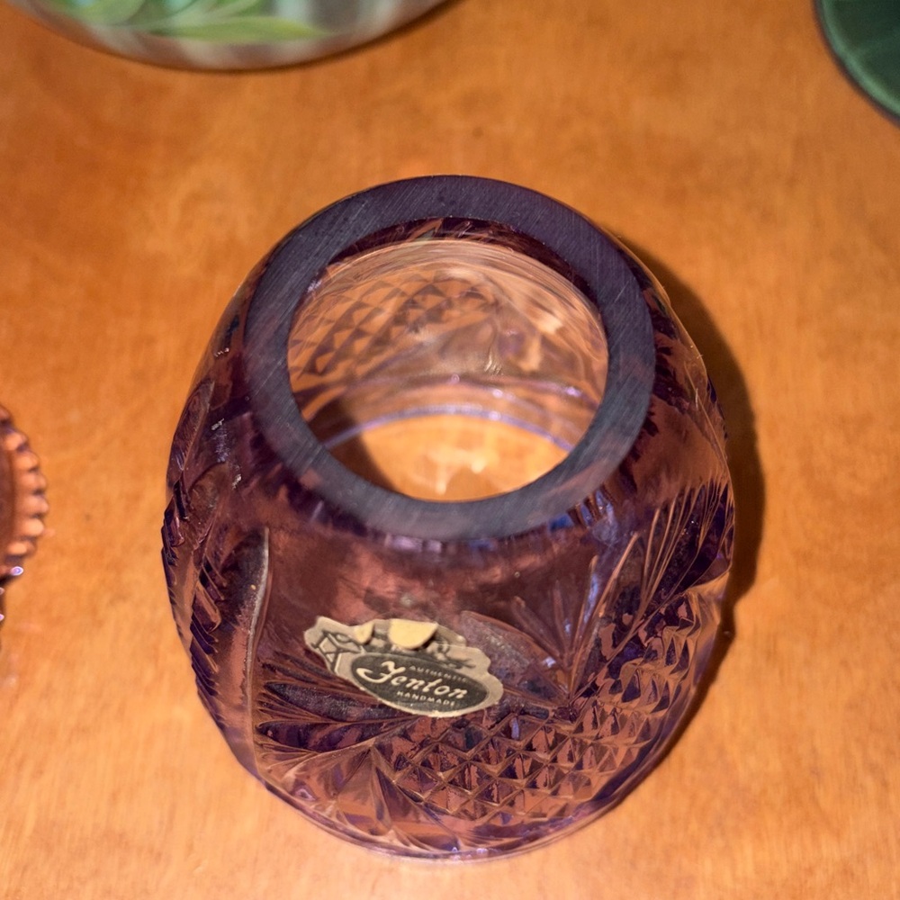 Fenton Pineapple & Hearts embossed glass fairy lamp amethyst purple wisteria 💜💜 - Picture 6 of 7